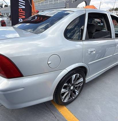 CHEVROLET VECTRA 2.2 MPFI GL MILENIUM 8V GASOLINA 4P MANUAL